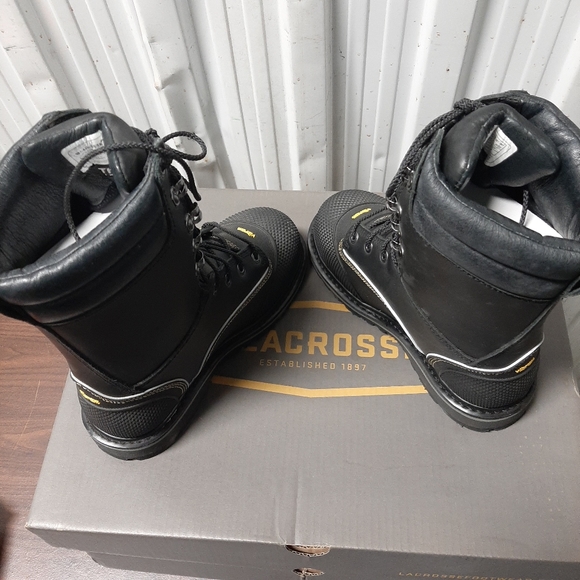 Man's working boots - Picture 4 of 13